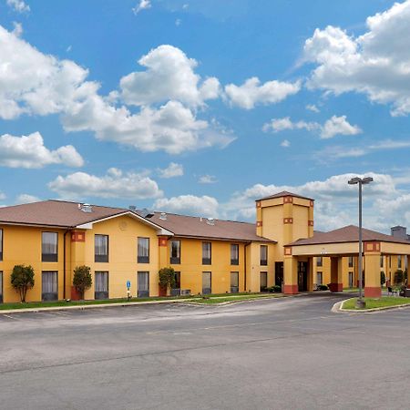 Quality Inn St Robert - Ft Leonard Wood Сент-Роберт Экстерьер фото